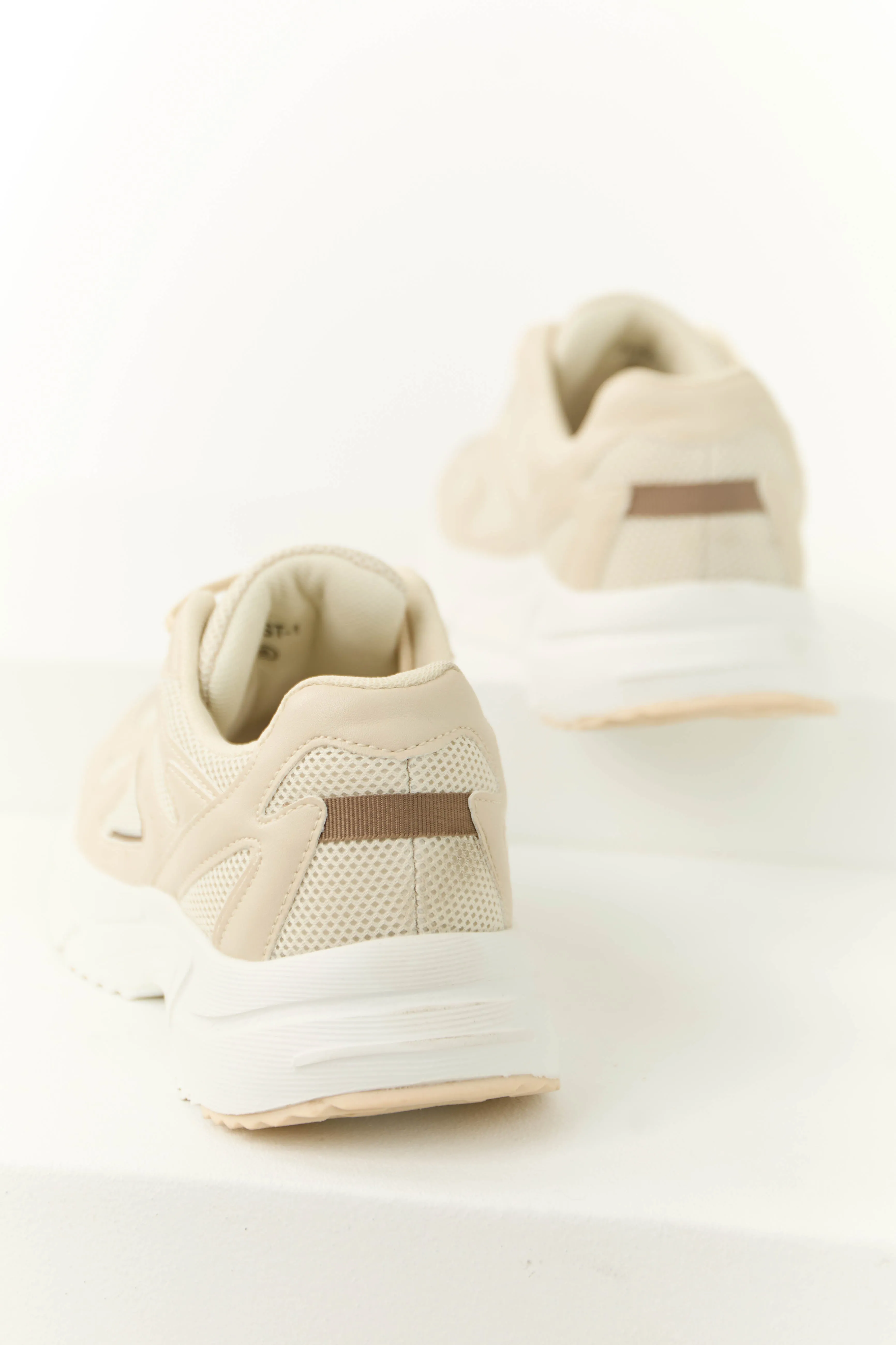 Almond Slip On Elastic Laces Sneakers