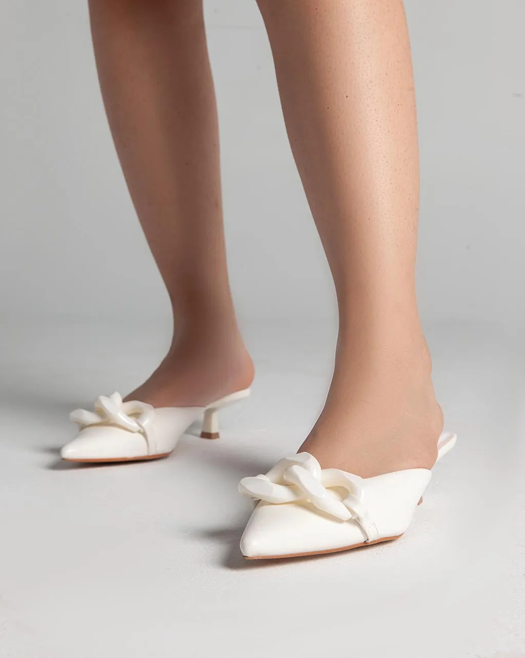 Closed Toe Mules - Sandals - White