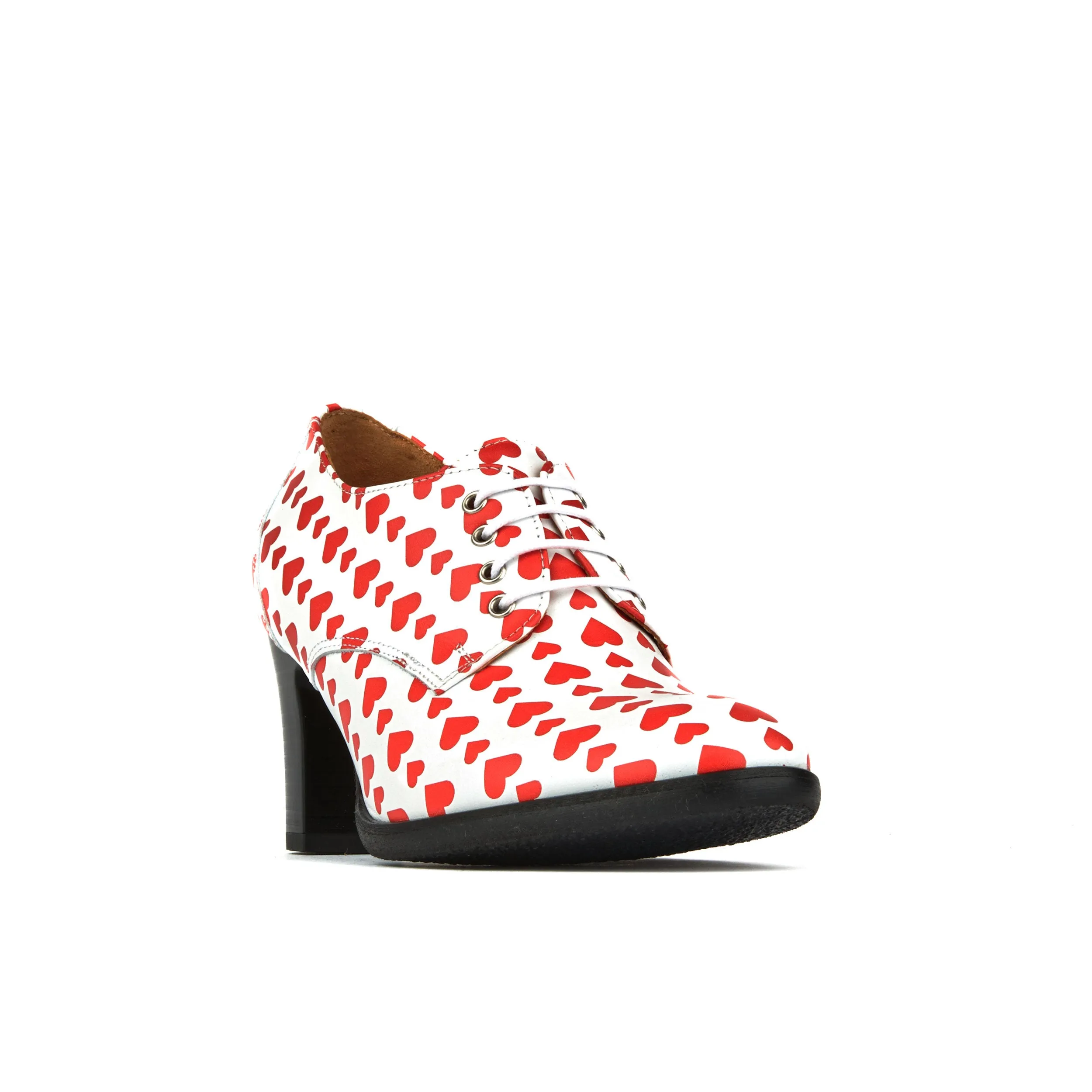 Roulette - Love Struck - Women's 3 inch block heel oxford pump in heart shape print