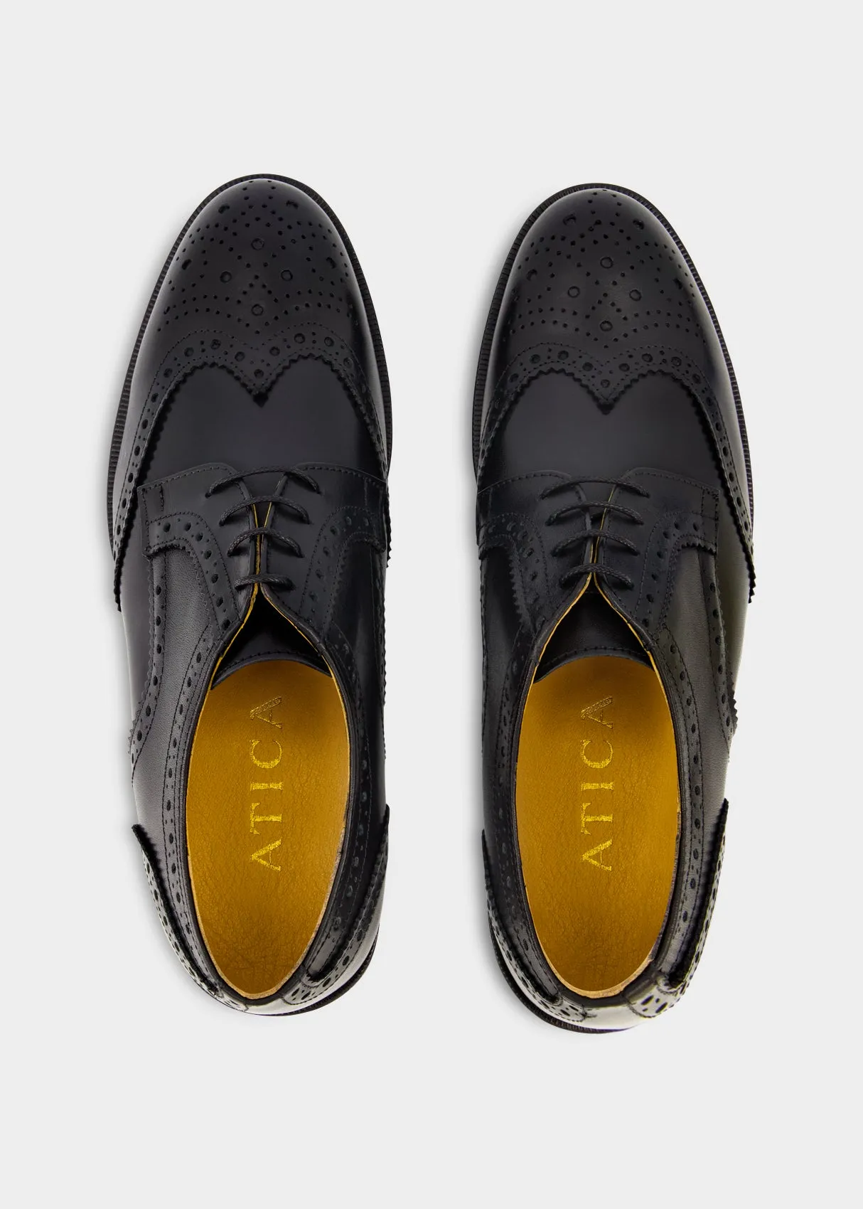 Wingtip Oxford Black