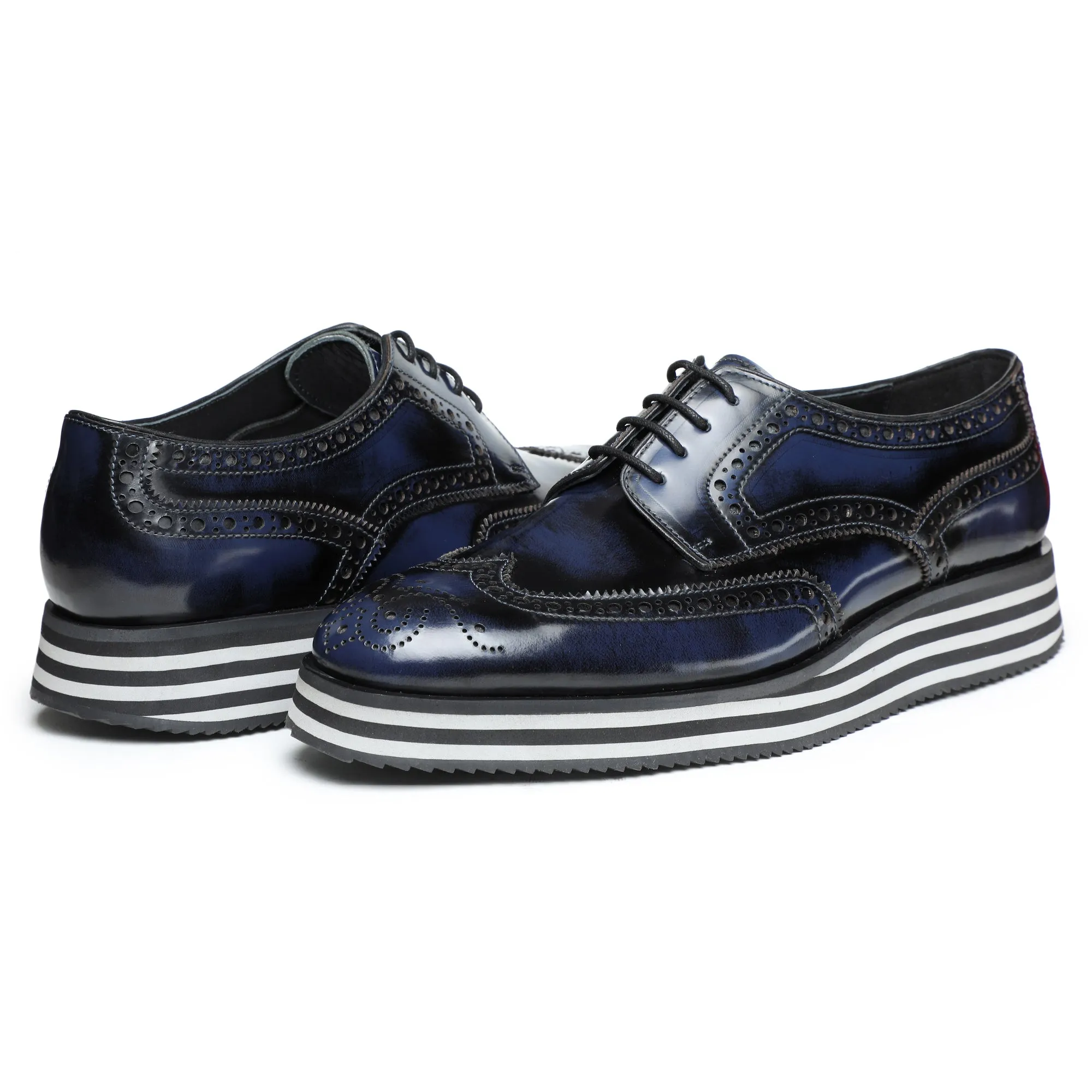 Wingtip Sneakers- Brush Off Navy