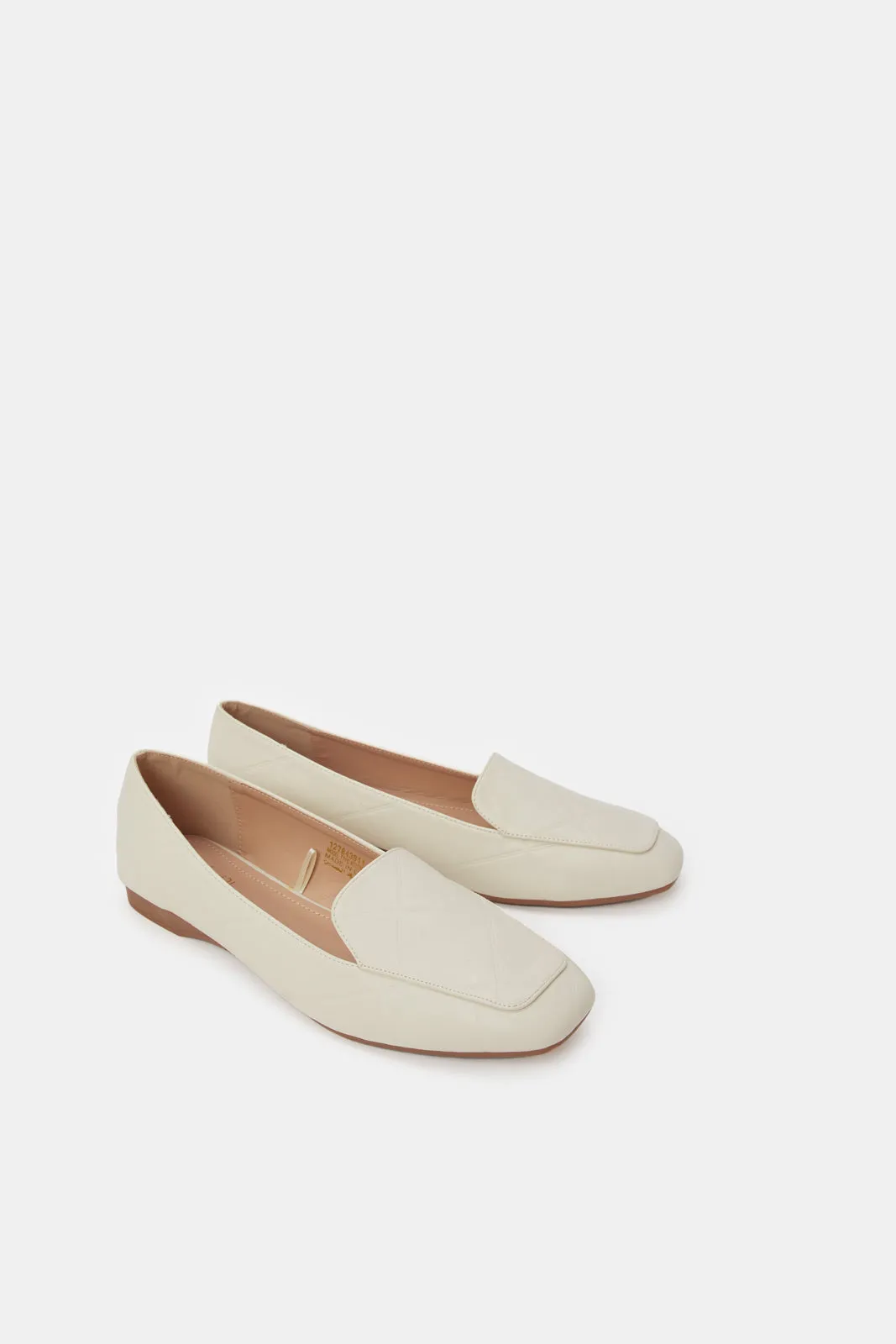 Women Ivory Solid Loafer