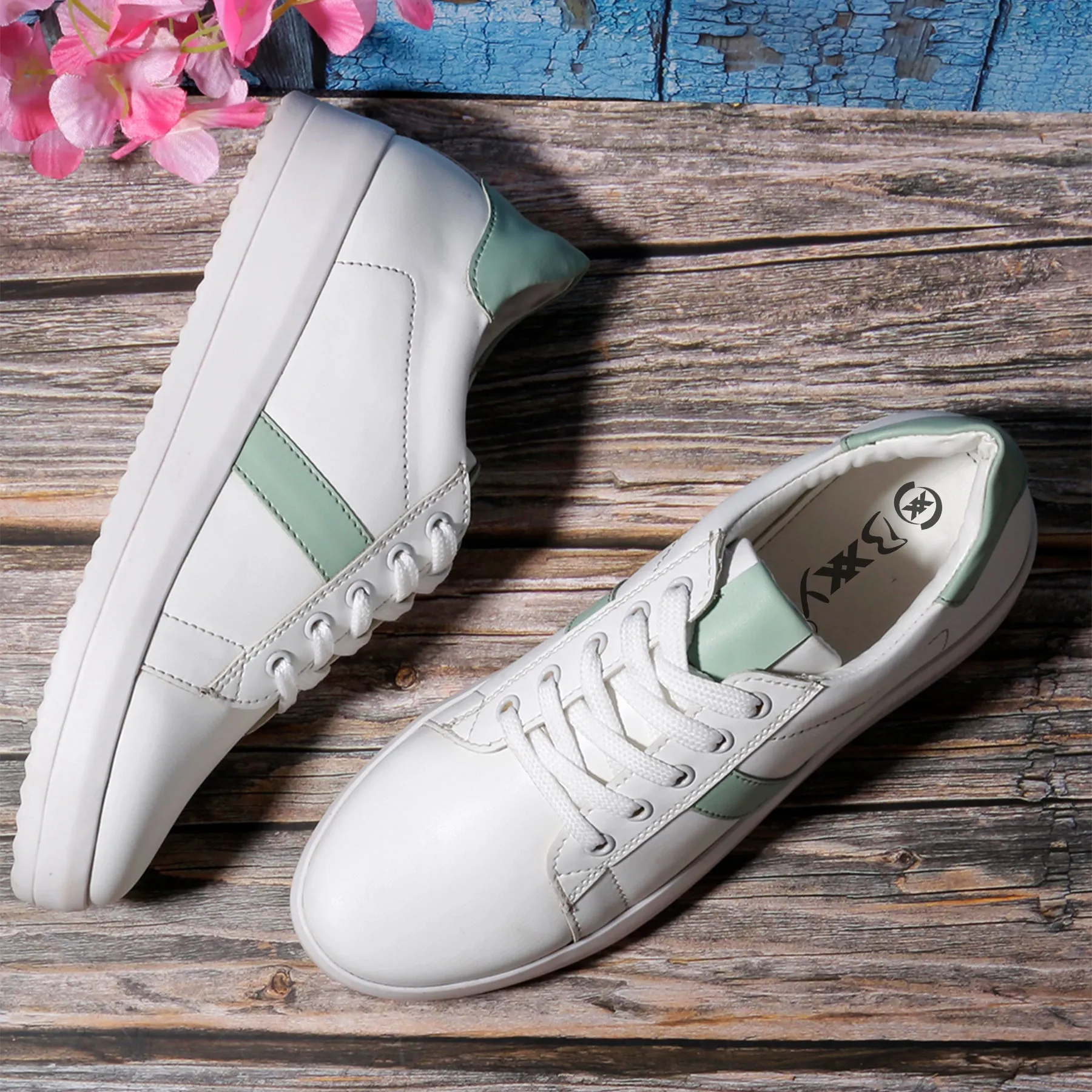 Women's Casual Stylish New Sneakers Lace-up Shoes