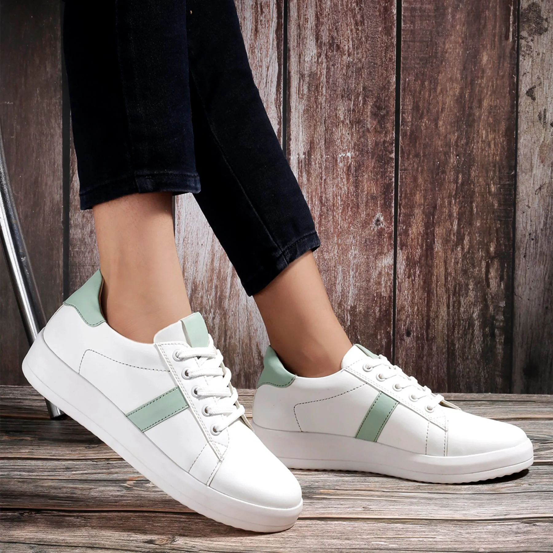 Women's Casual Stylish New Sneakers Lace-up Shoes